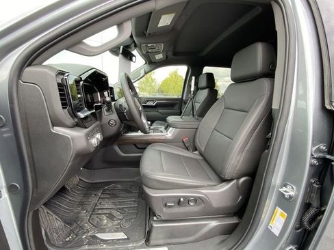 New 2026 GMC Sierra 1500 SLT w/ SLT Premium Plus Package AWD/4WD image 11
