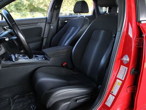 Used 2022 Honda Civic Sport image 11