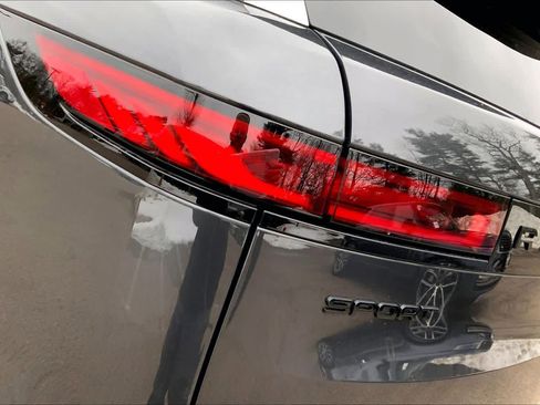 New 2026 Land Rover Range Rover Sport SE image 5