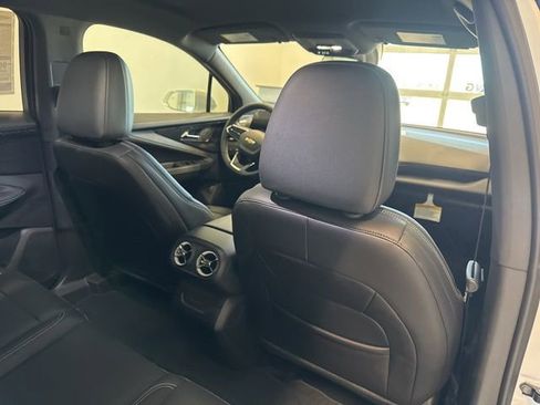 New 2025 Chevrolet Blazer EV LT image 31