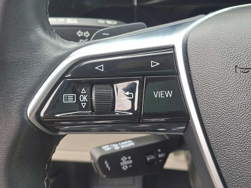 Used 2024 Audi Q8 e-tron Prestige AWD/4WD image 23