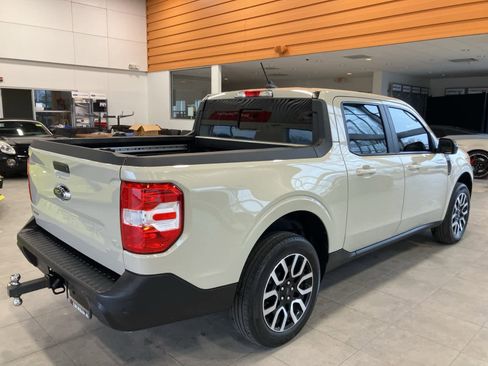 Used 2024 Ford Maverick Lariat image 5