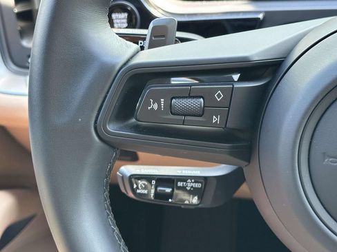 Certified 2026 Porsche Cayenne Coupe AWD/4WD image 22
