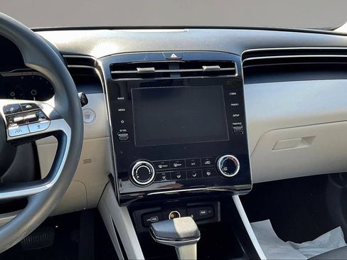 Used 2023 Hyundai Tucson SEL AWD/4WD image 9