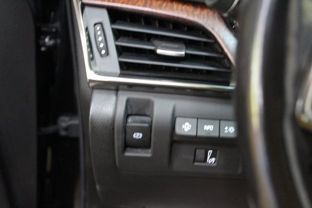 Used 2018 Cadillac CTS Premium Luxury AWD/4WD image 15