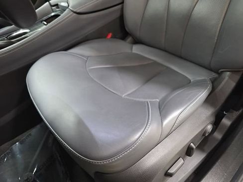 Used 2020 Buick Envision Premium AWD/4WD image 27