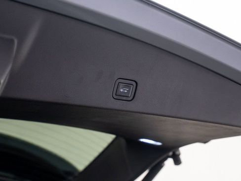 Certified 2023 Cadillac XT6 Premium Luxury w/ Technology Package image 34