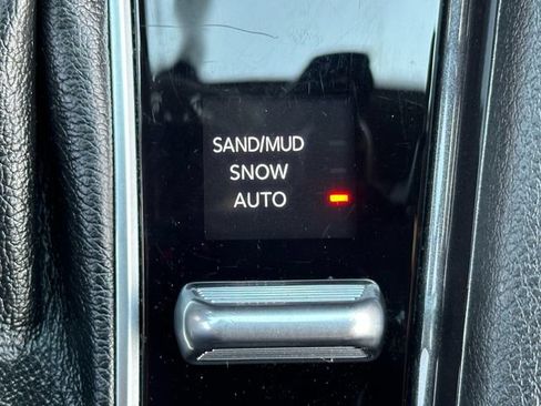 Used 2024 Jeep Compass Latitude AWD/4WD image 22