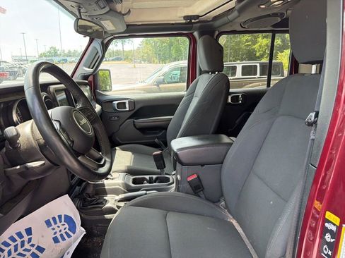 Used 2021 Jeep Gladiator Sport AWD/4WD image 13