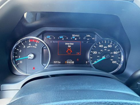 Used 2022 Ford F250 Lariat w/ Black Appearance Package image 37