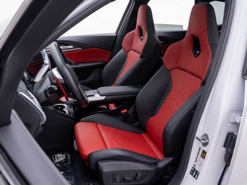 Used 2024 BMW X1 M35i w/ Premium Package image 15