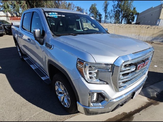 Used 2021 GMC Sierra 1500 SLT w/ SLT Premium Plus Package AWD/4WD image 2