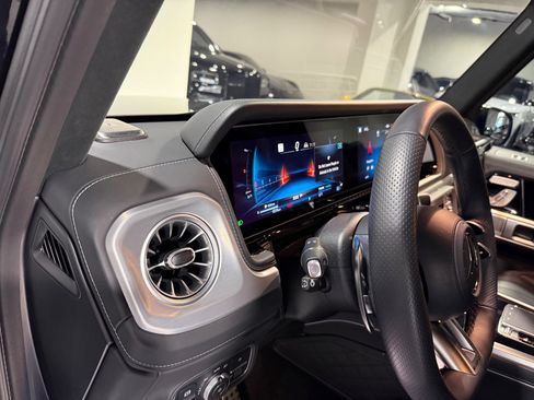 Used 2025 Mercedes-Benz G 63 AMG 4MATIC image 42