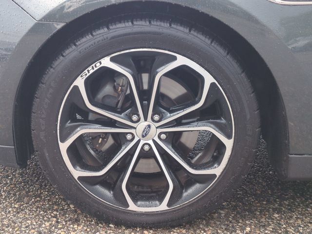 Used 2016 Ford Taurus SHO w/ Equipment Group 401A AWD/4WD image 21