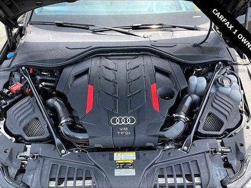 Used 2023 Audi S8 AWD/4WD image 29