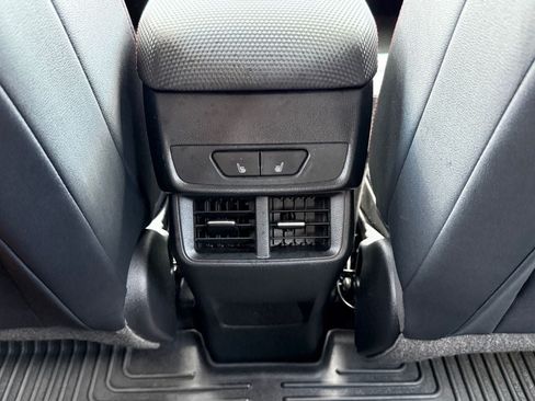 Used 2025 Chevrolet Equinox RS w/ Convenience Package III AWD/4WD image 14