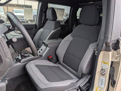 New 2026 Ford Bronco Big Bend AWD/4WD image 24