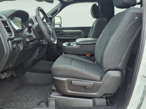New 2026 RAM 3500 Tradesman AWD/4WD image 15