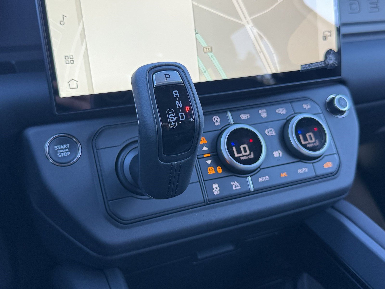 New 2026 Land Rover Defender 110 S AWD/4WD image 18