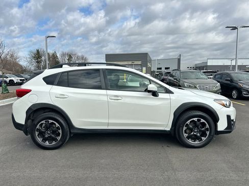 Certified 2021 Subaru Crosstrek 2.0i Premium w/ Moonroof Package image 14