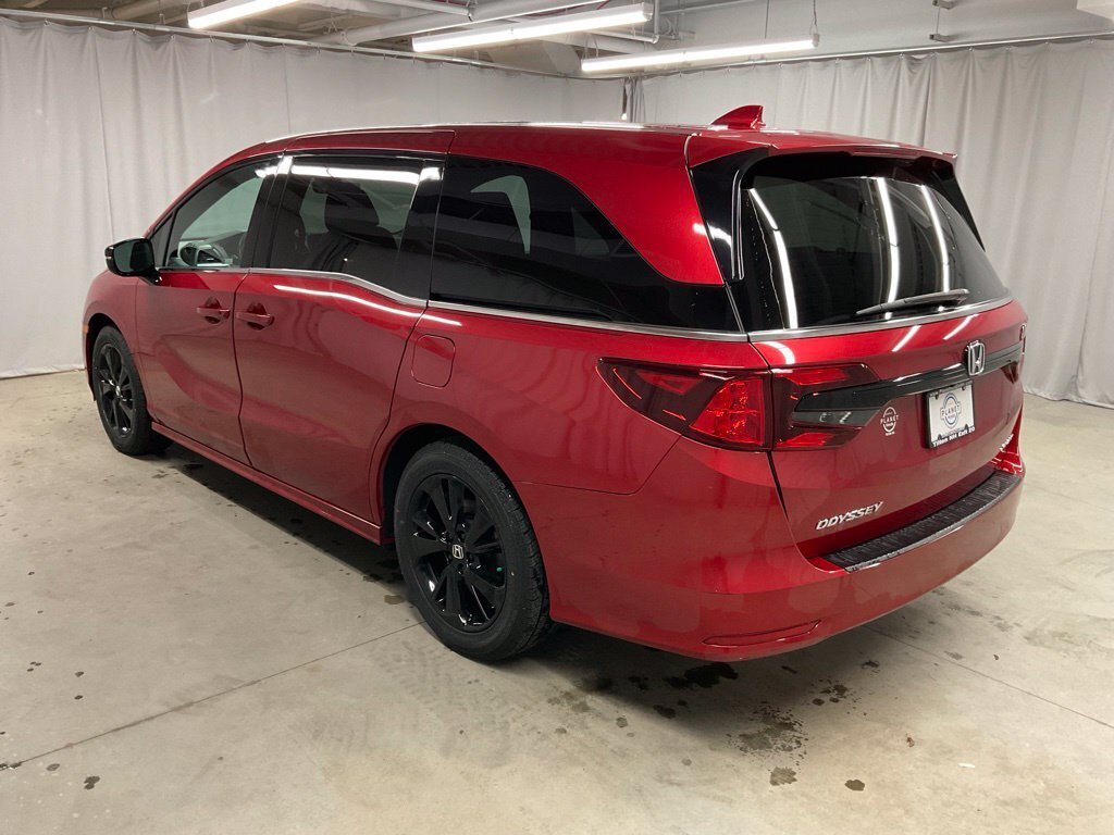 Used 2023 Honda Odyssey Sport image 10