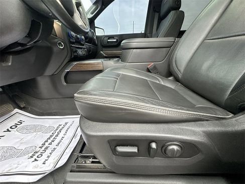 Used 2019 Chevrolet Silverado 1500 High Country image 12