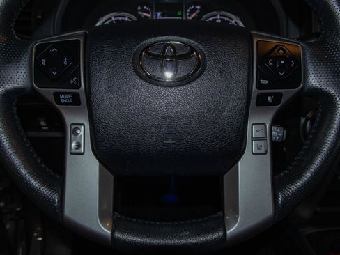 Used 2023 Toyota 4Runner Limited AWD/4WD image 12