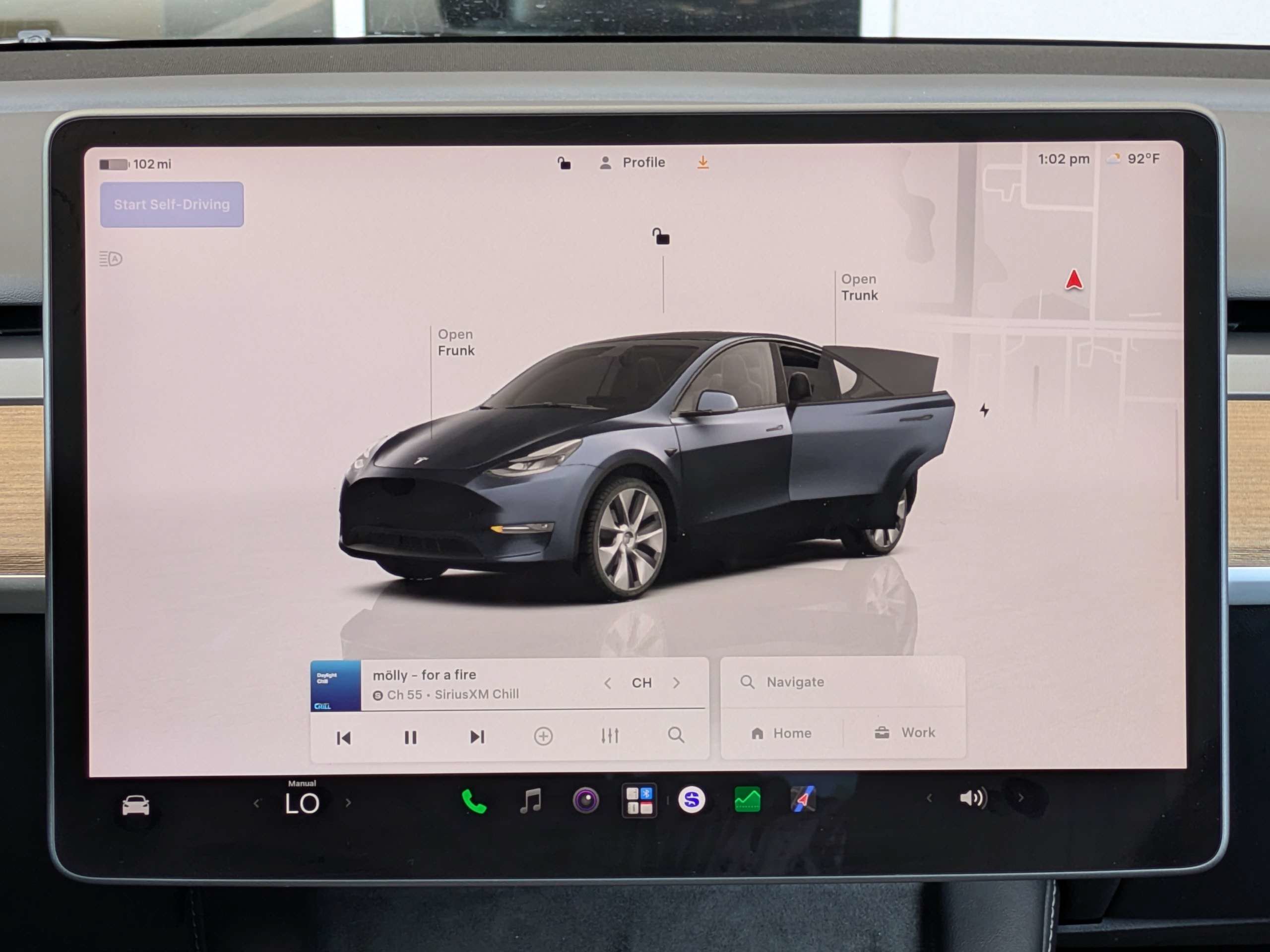 Used 2024 Tesla Model Y Long Range AWD/4WD image 19