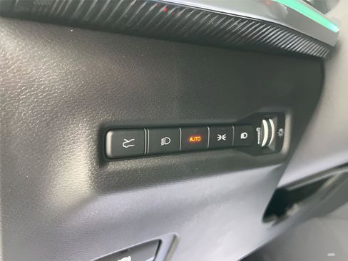 Used 2025 Jeep Wagoneer S Limited image 34