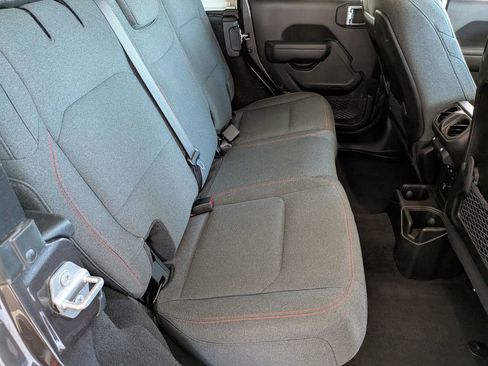 Used 2025 Jeep Wrangler Unlimited Rubicon w/ Convenience Group image 26