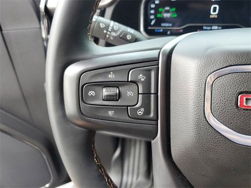 Used 2024 GMC Sierra 2500 AT4 w/ AT4 Premium Plus Package image 29