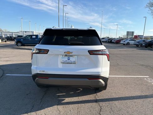 New 2026 Chevrolet Equinox LT w/ LPO, Floor Liner Package FWD image 4