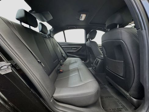 Used 2017 BMW 330i Sedan image 19