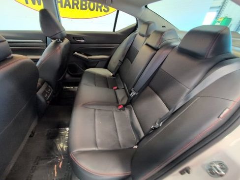 Used 2023 Nissan Altima 2.5 SR AWD/4WD image 30