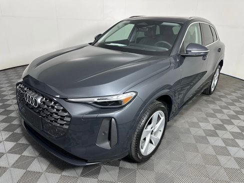 Used 2025 Audi Q5 Premium Plus w/ Premium Plus image 4