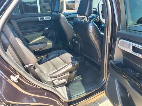 Used 2023 Ford Explorer ST w/ Equipment Group 401A AWD/4WD image 9