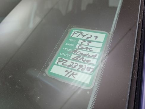 Certified 2023 GMC Acadia SLE w/ Driver Convenience Package FWD image 24