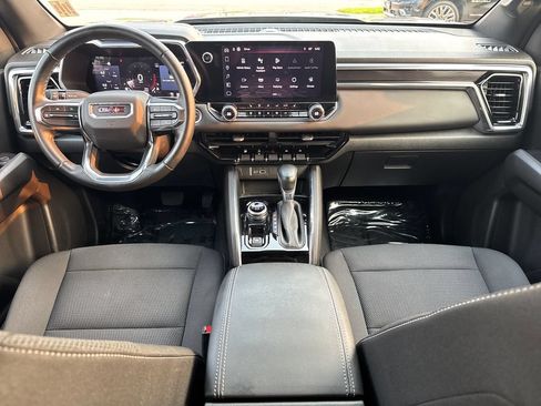 Used 2024 GMC Canyon Elevation w/ Convenience Package AWD/4WD image 18