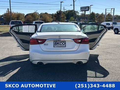 Used 2018 Nissan Maxima 3.5 SV image 29