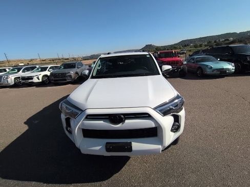 Used 2024 Toyota 4Runner SR5 Premium w/ Moonroof Package AWD/4WD image 2