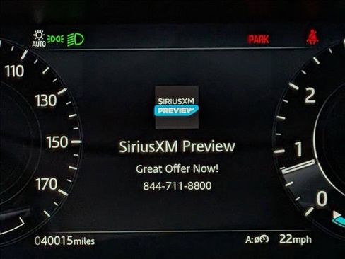 Used 2021 Land Rover Range Rover Velar R-Dynamic S image 9