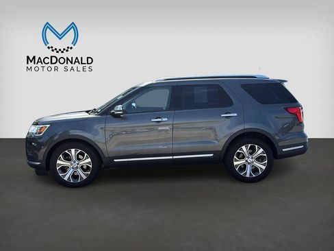 Used 2019 Ford Explorer Platinum AWD/4WD image 4