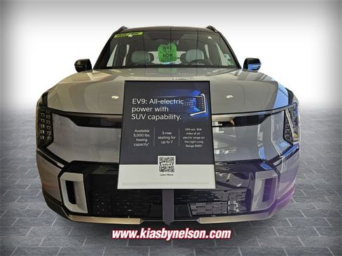 New 2026 Kia EV9 GT-Line image 2