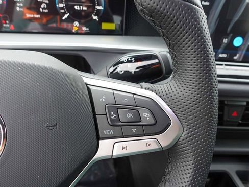 New 2026 Volkswagen Tiguan SE R-Line image 17