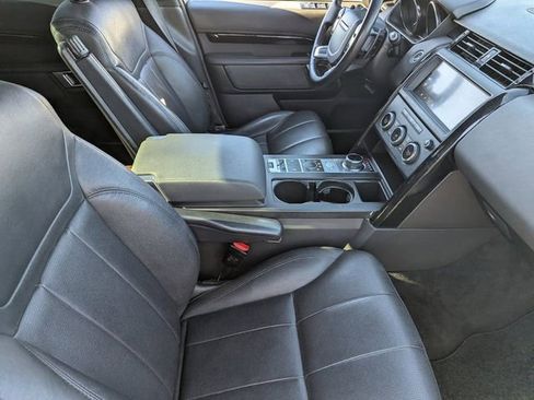Used 2020 Land Rover Discovery SE AWD/4WD image 11