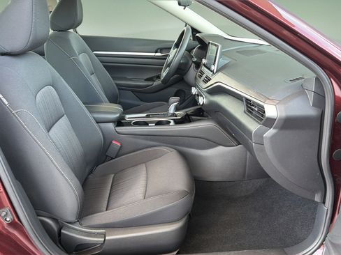 Certified 2023 Nissan Altima 2.5 SV FWD image 11