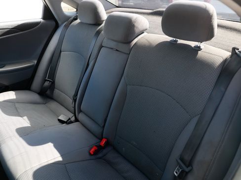 Used 2011 Hyundai Sonata GLS image 8