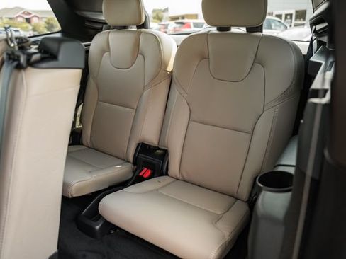 New 2026 Volvo XC90 T8 Ultra w/ Protection Package Premier AWD/4WD image 34