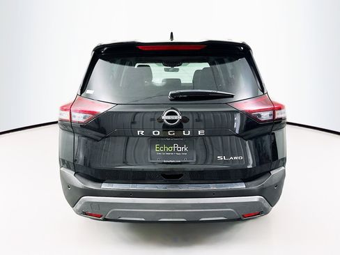 Used 2023 Nissan Rogue SL image 7