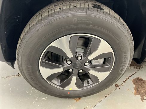 New 2025 Jeep Grand Cherokee Limited 4xe w/ Luxury Tech Group II image 24